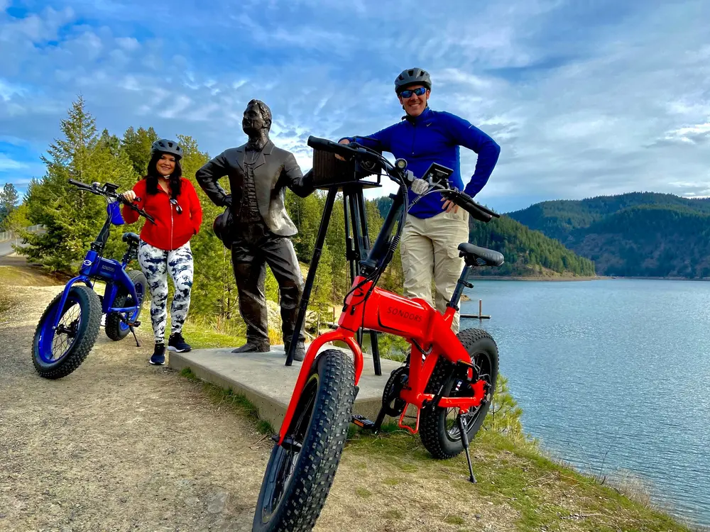 E-Bike rental on the Centennial Trail near Lake Coeur d'Alene Idaho