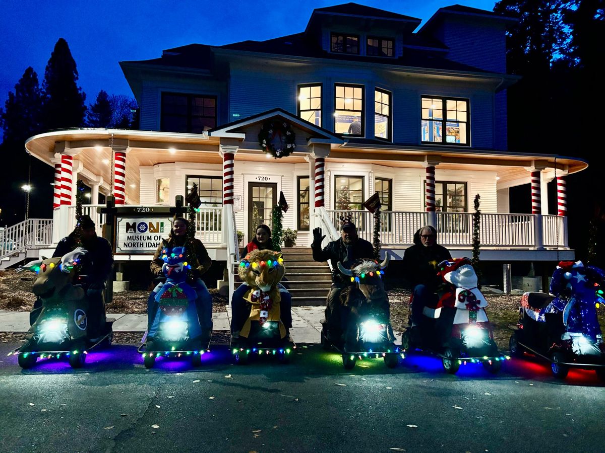 Christmas Lights Tour riders on Rydables at the Jewett House in Coeur d'Alene